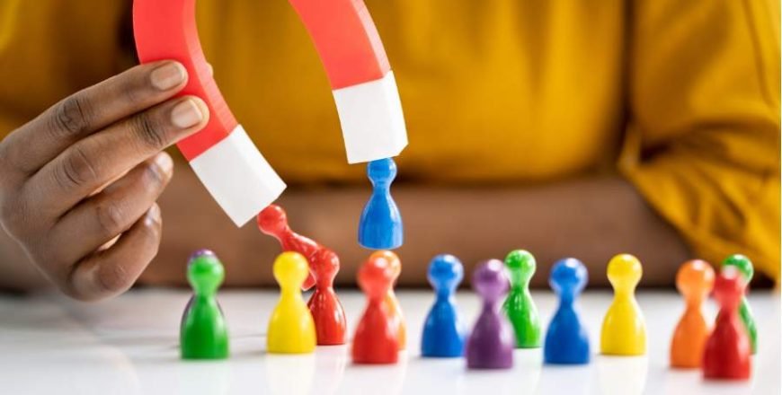 j8OiWlZurWnC5NUB_rU38ZNzjaJddqEZx-870x440